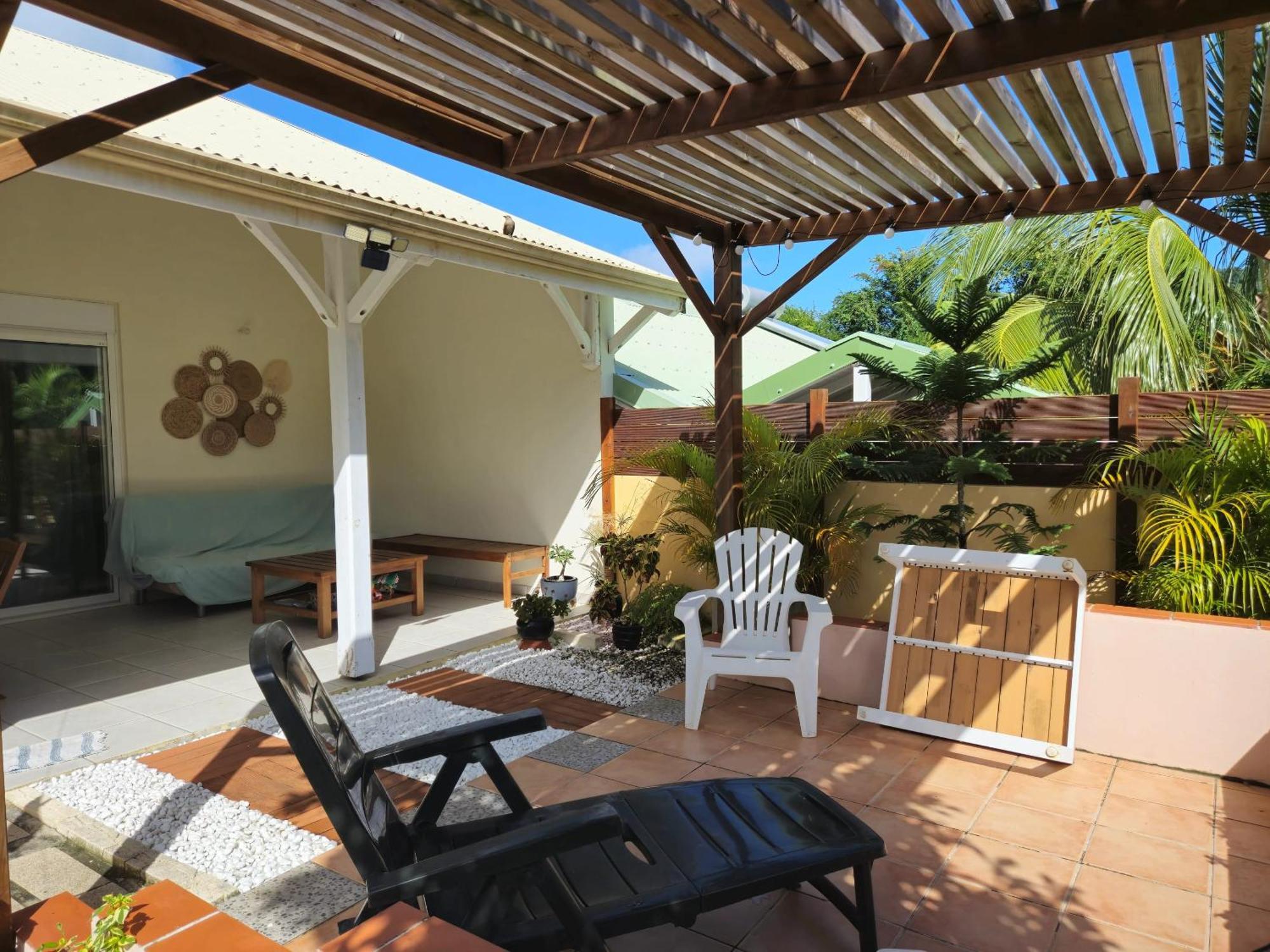 Maison Charmante A Sainte-Anne Avec Jardin Et Pergola En Bois. Buitenkant foto